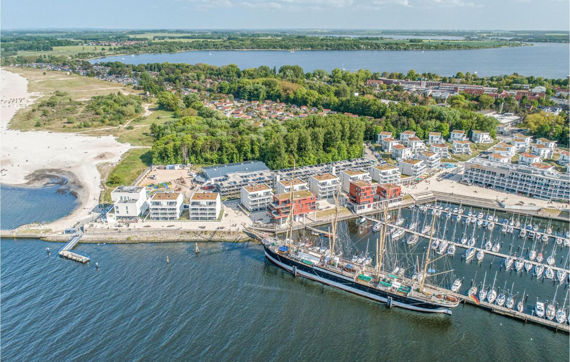 Awesome Apartment In Luebeck Travemuende With Wifi Екстериор снимка